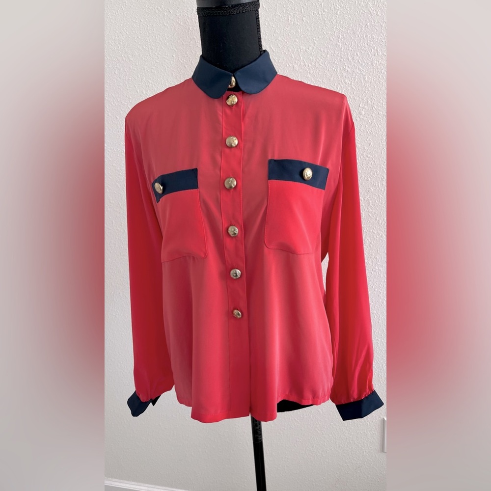Vintage NWOT Therese Baumaire Paris buttoned blouse top pit to pit 20.5”
